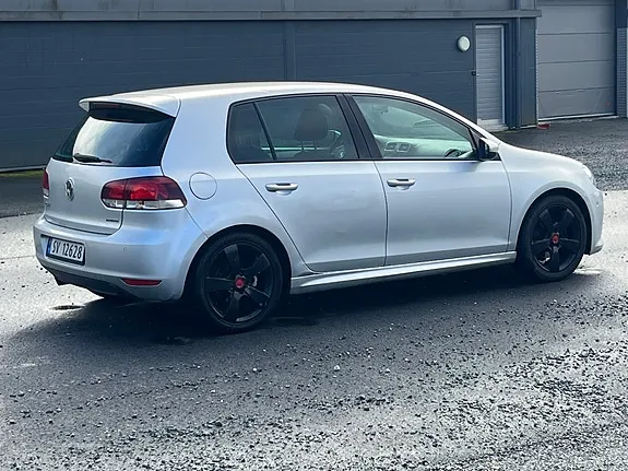 Volkswagen Golf Vi 2011 photo 4