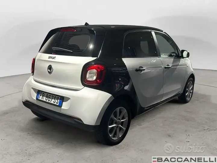 Smart Forfour 2018 photo 5