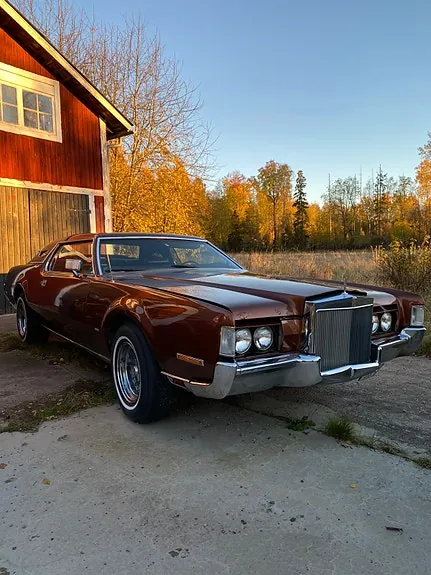 Lincoln Continental Mark Iv