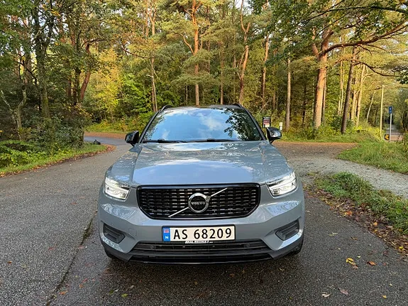 Volvo Xc40 2022 photo 4