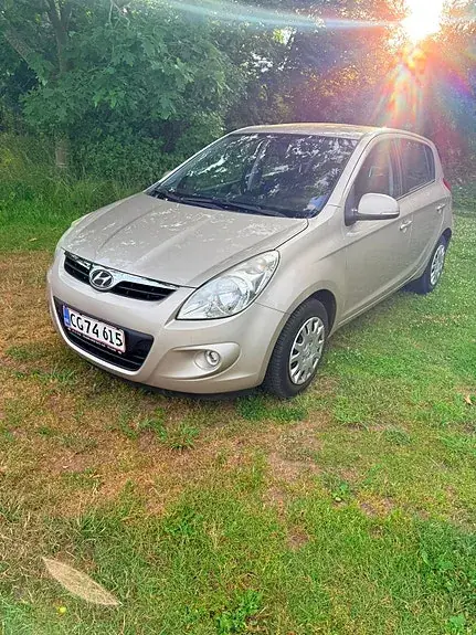 Hyundai I20 2011 photo 4
