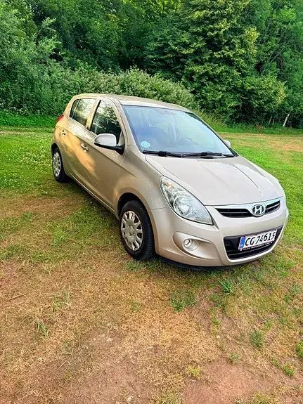 Hyundai I20