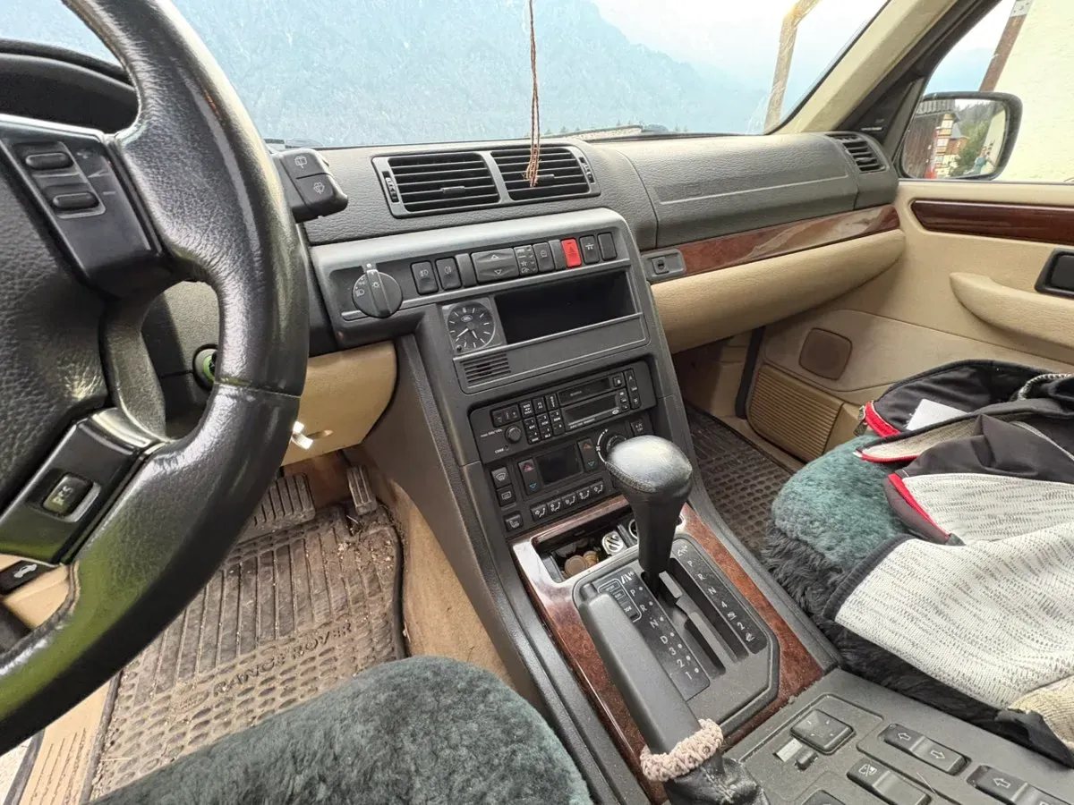 Land Rover Range Rover 1998 photo 2