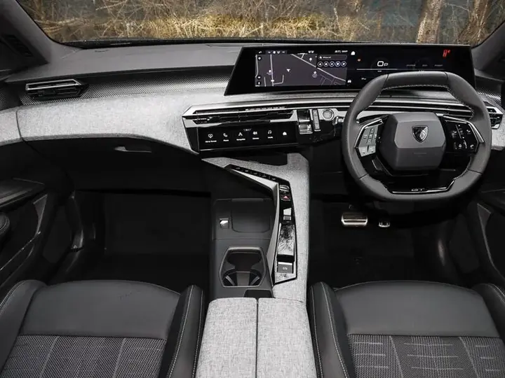 Peugeot 5008 2026 photo 3