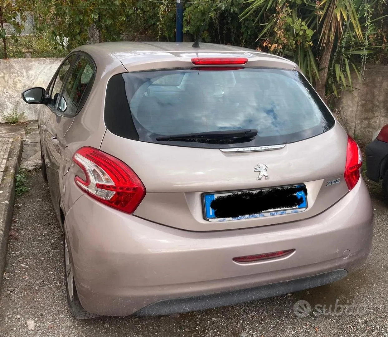 Peugeot 208 2014 photo 3
