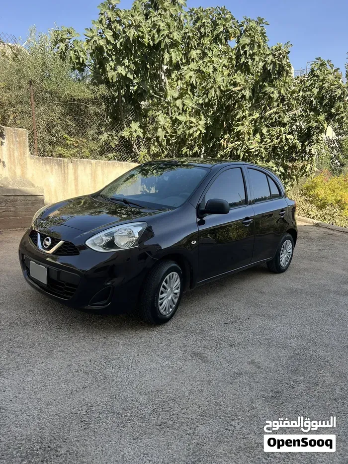 Nissan Micra 2018 photo 2