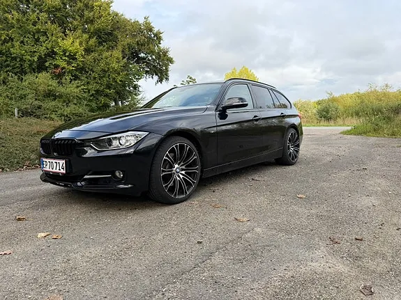 BMW 330D 2013 photo 2