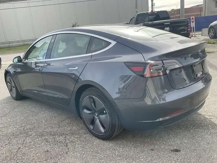 Tesla Model 3 2019 photo 5