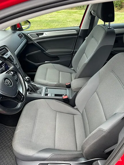 Volkswagen Golf 2014 photo 2
