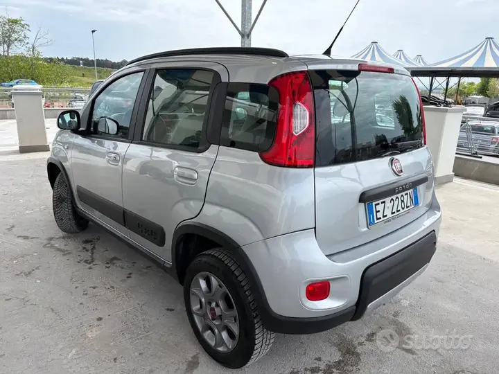 Fiat Panda Cross 2015 photo 4