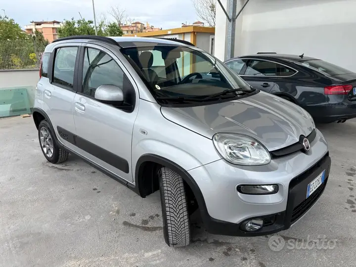 Fiat Panda Cross 2015 photo 2
