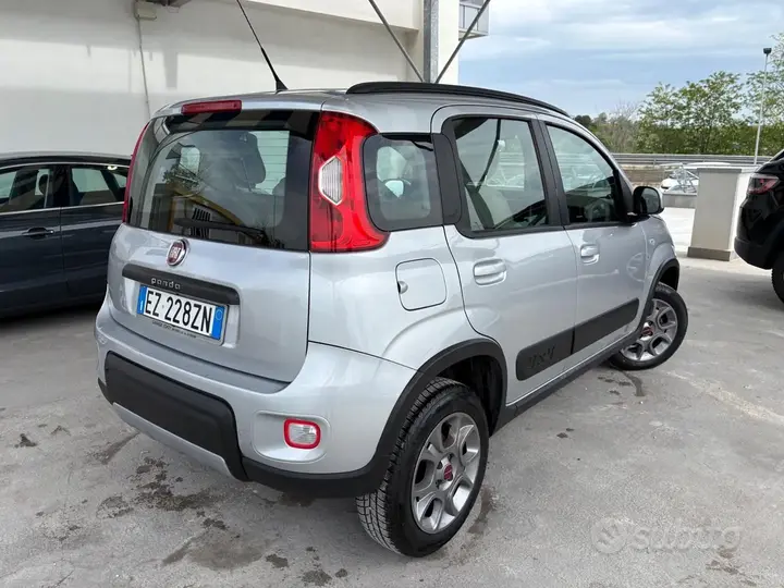 Fiat Panda Cross 2015 photo 3