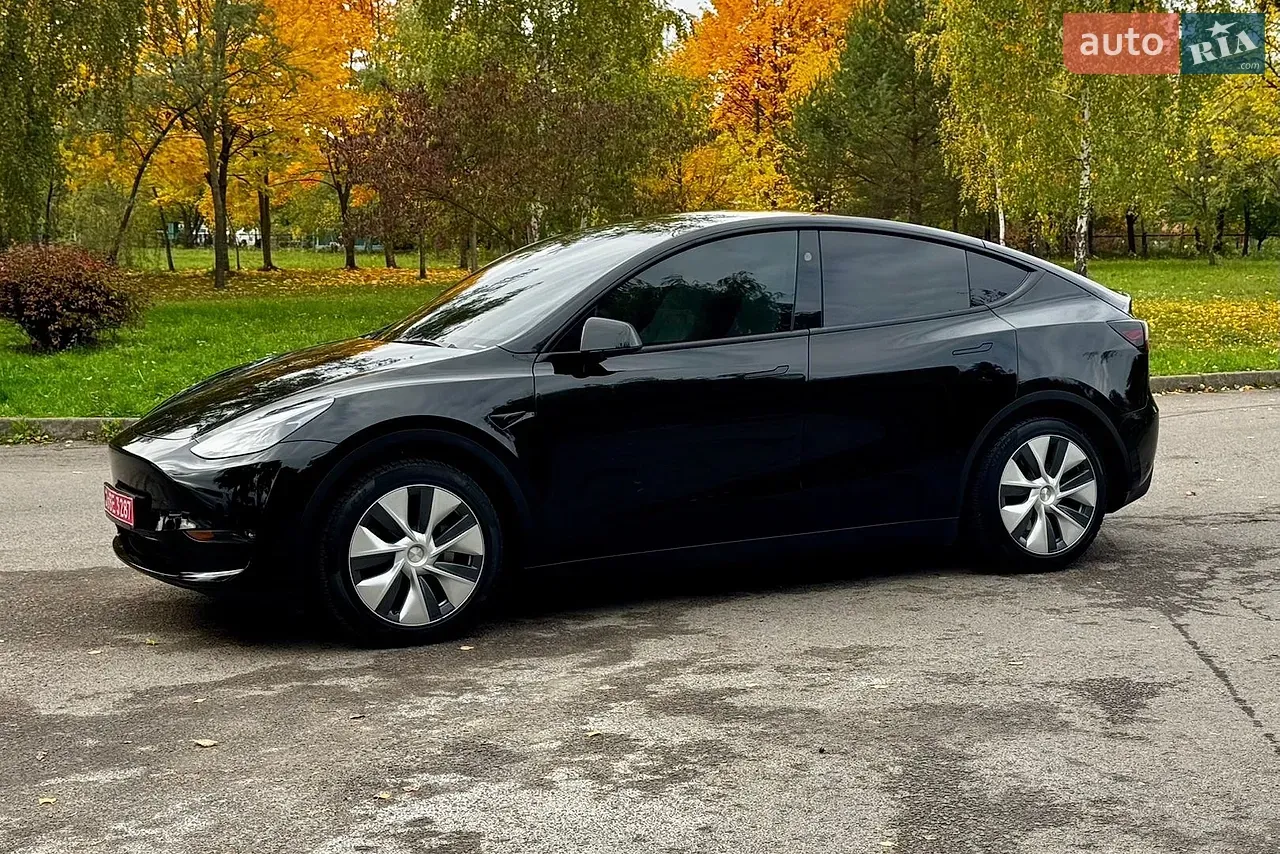 Tesla Model Y 2024 photo 3
