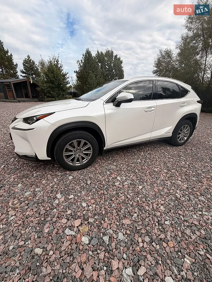 Lexus Nx 2015 photo 2