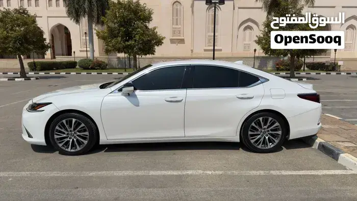 Lexus Es 350 2019 photo 3