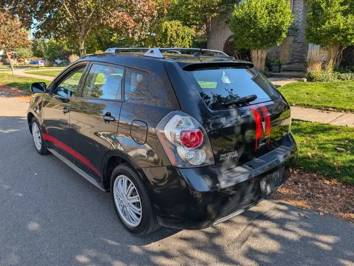 Pontiac Vibe 2009 photo 3