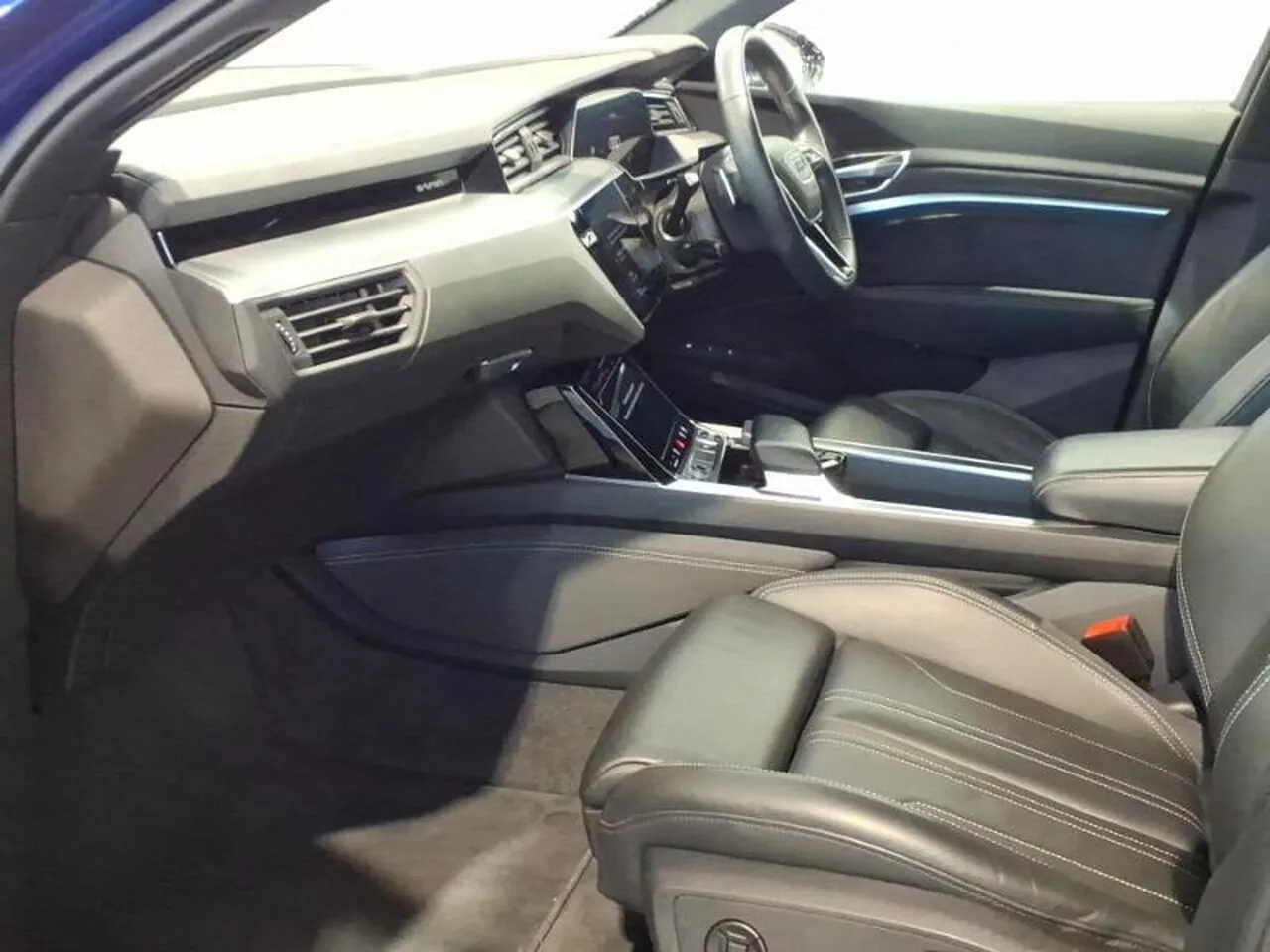 Audi Q8 E-Tron 2023 photo 5