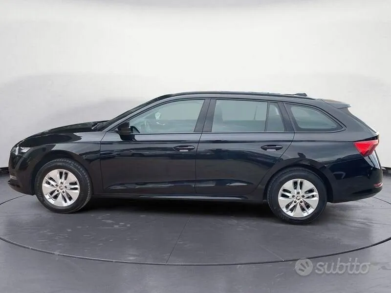 Skoda Octavia 2022 photo 5