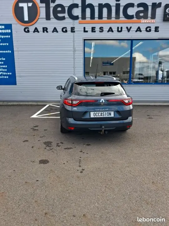 Renault Megane 2018 photo 3