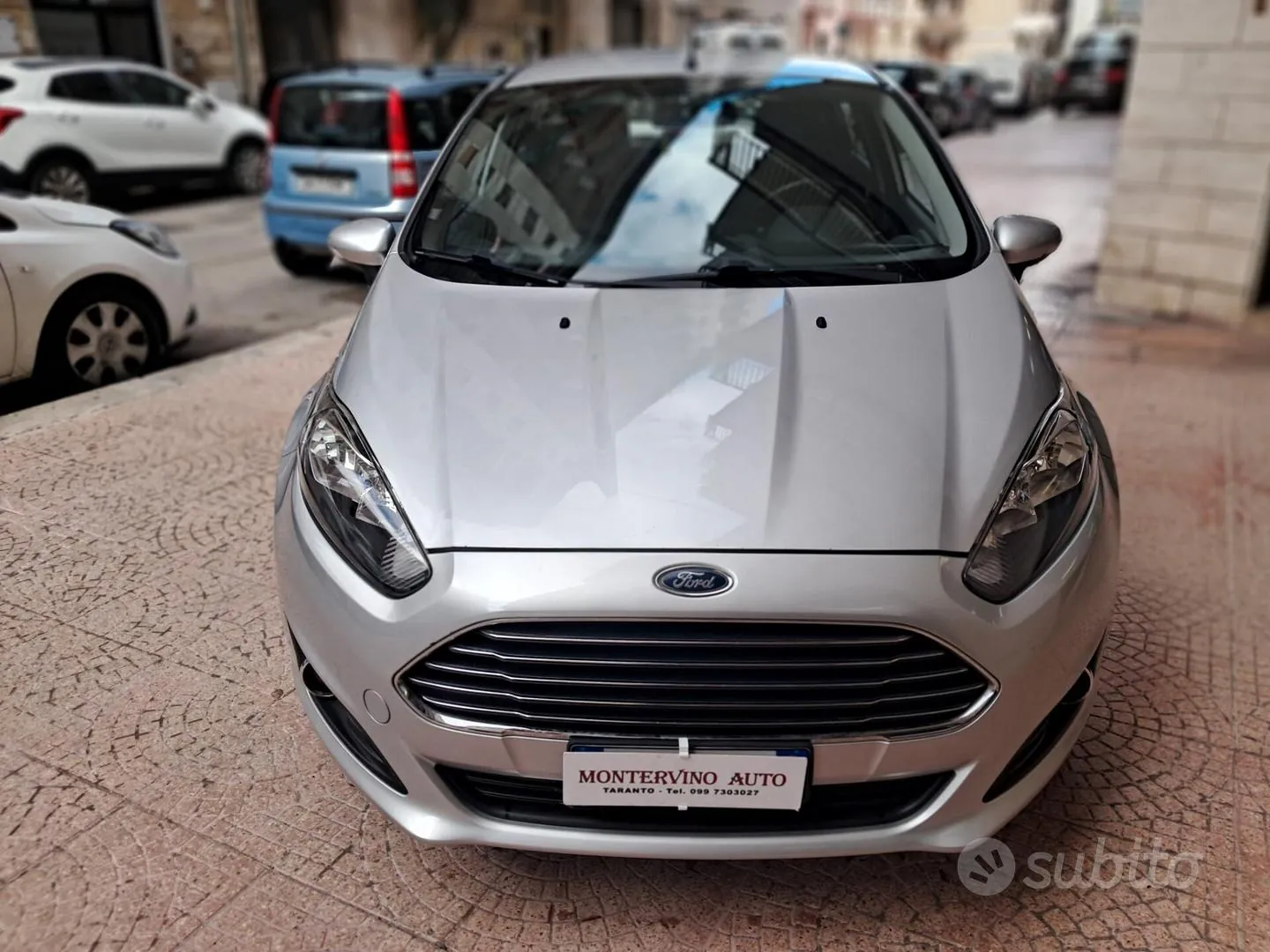 Ford Fiesta 2015 photo 2