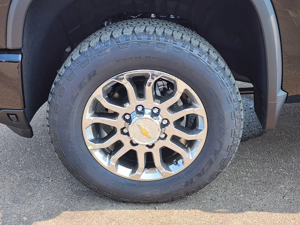 Chevrolet Silverado 3500Hd 2026 photo 5