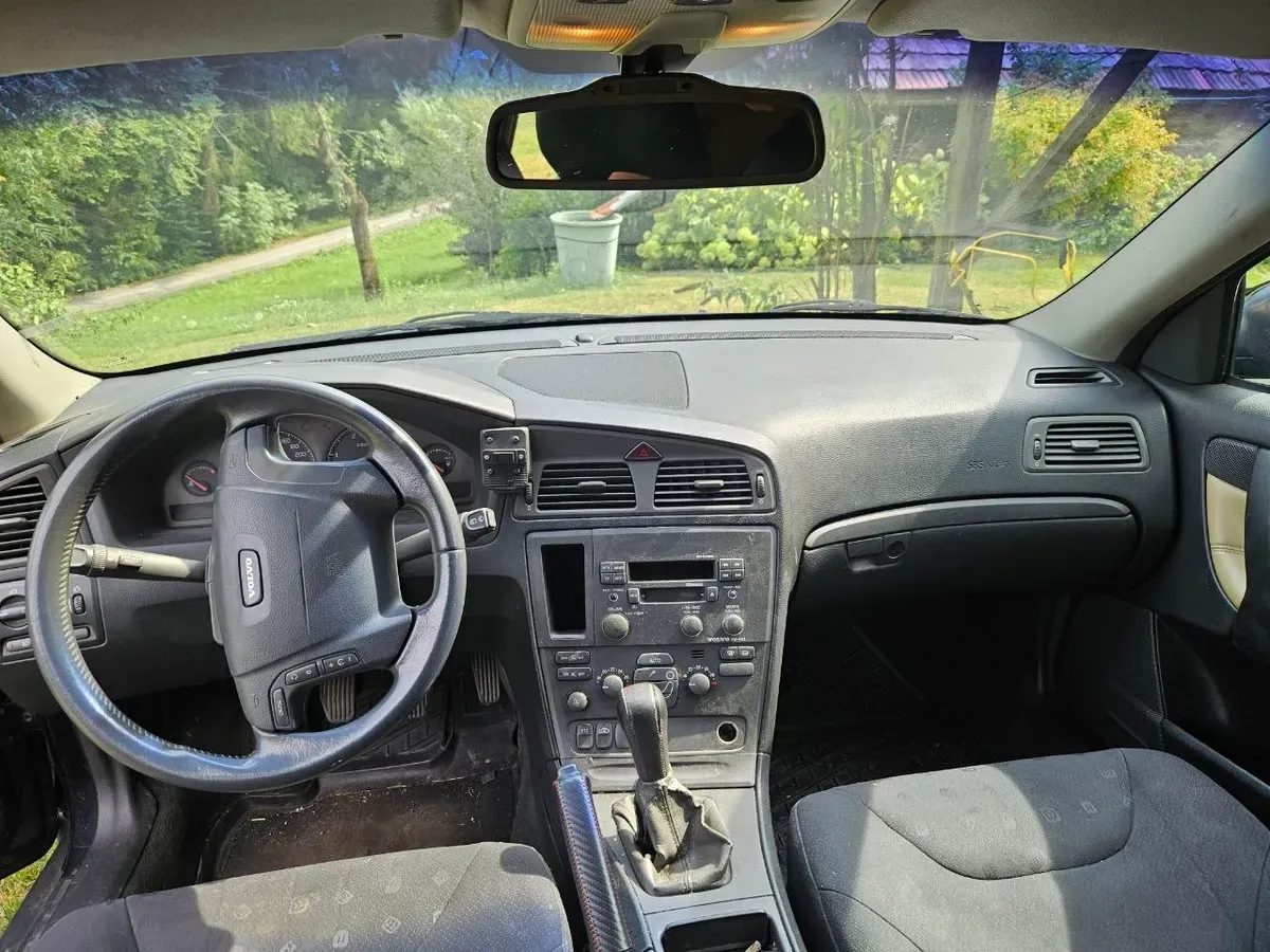 Volvo V70 2001 photo 2