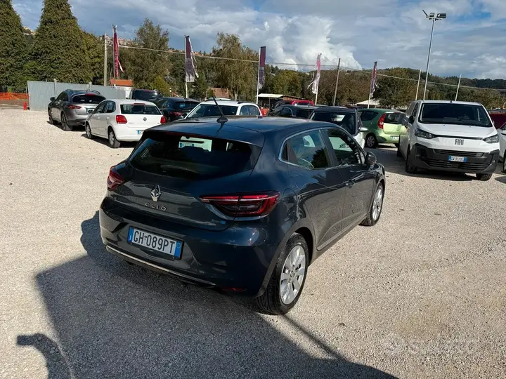 Renault Clio 2021 photo 3