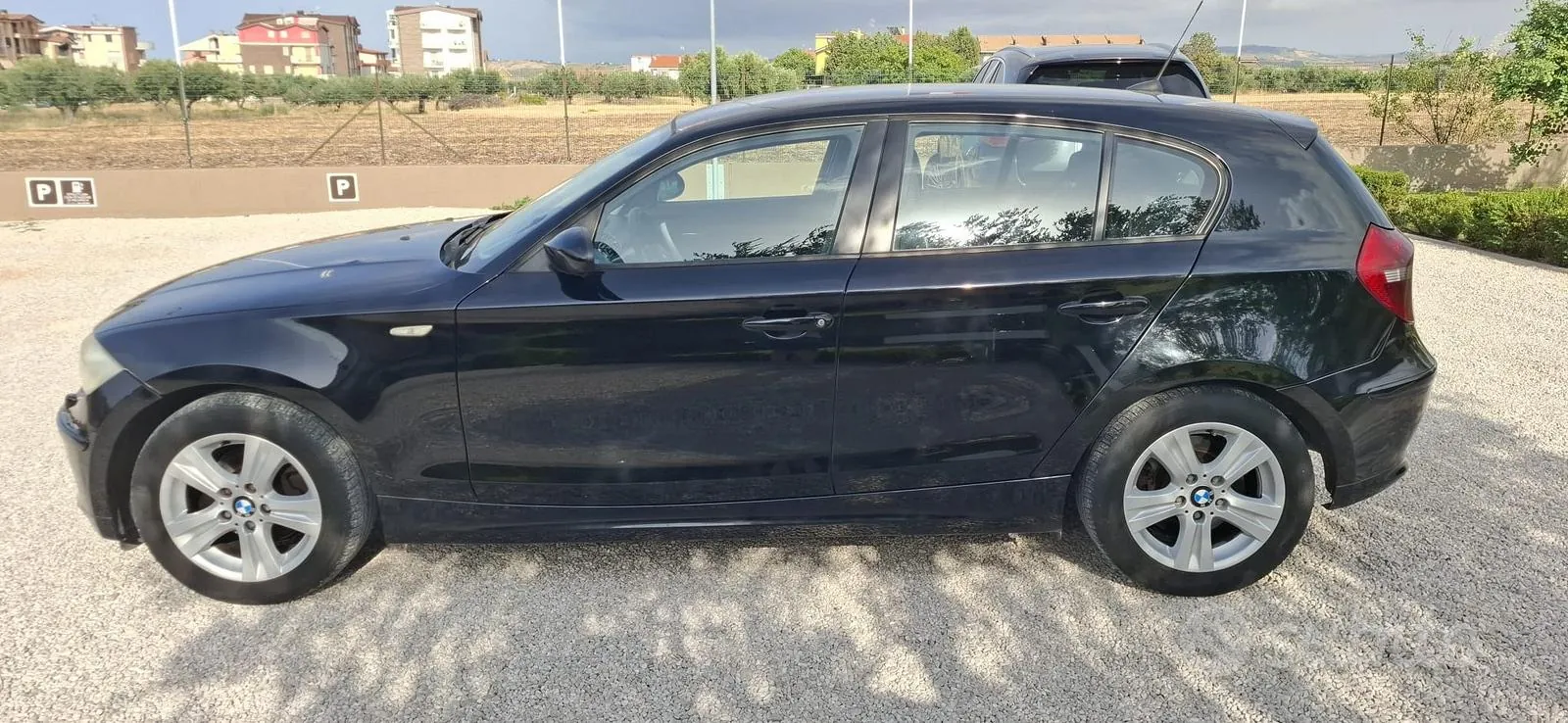 BMW 1 Series 2009 photo 3