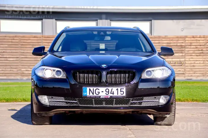 BMW 525 2013 photo 2