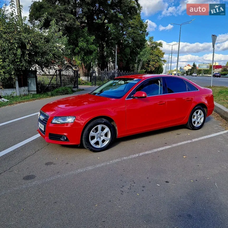 Audi A4 2010 photo 4