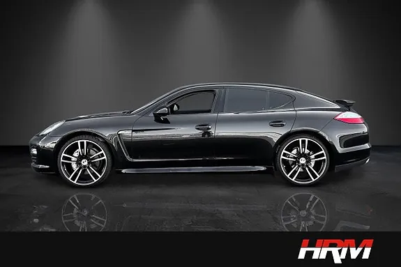 Porsche Panamera 2012 photo 2