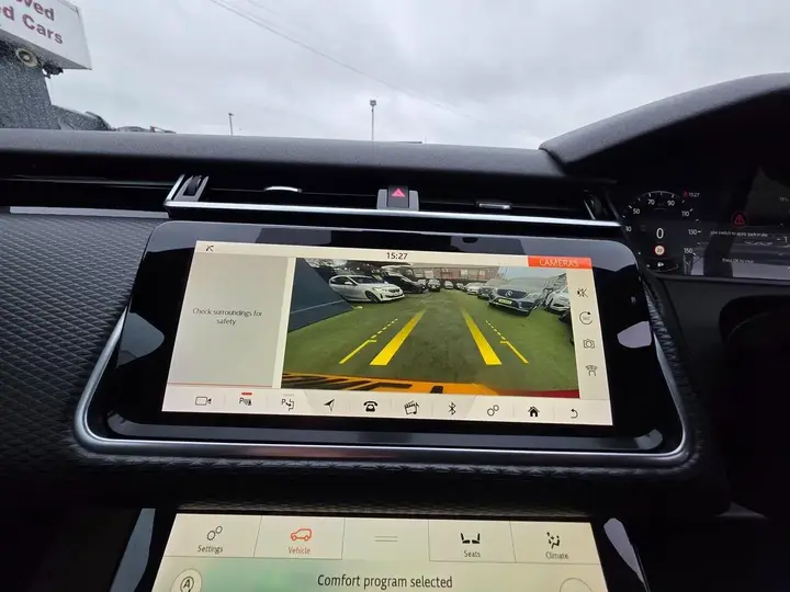Land Rover Range Rover Velar 2017 photo 3