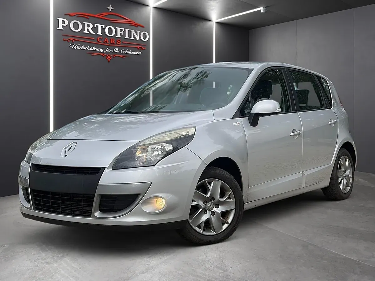 Renault Scenic 2011 photo 2