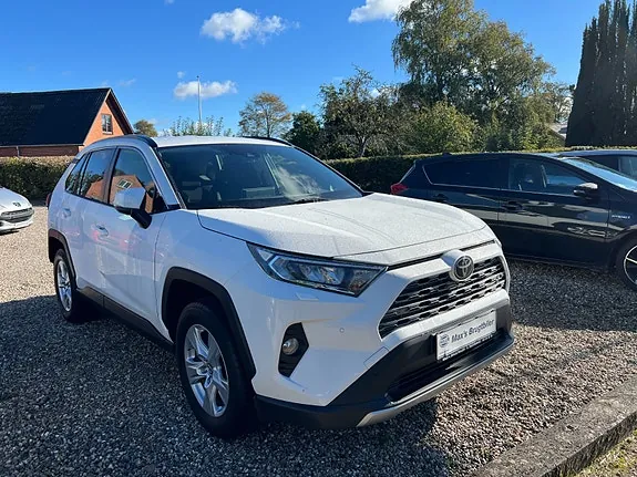 Toyota Rav4 2019 photo 2