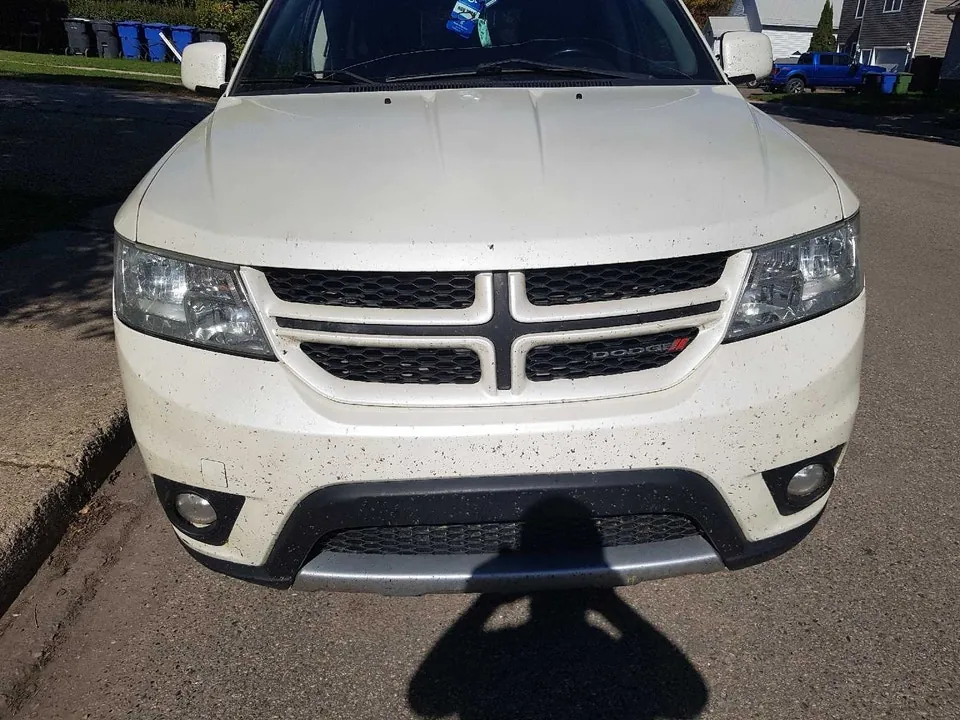 Dodge Journey 2012 photo 2