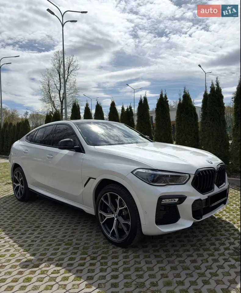 BMW X6 2021 photo 2