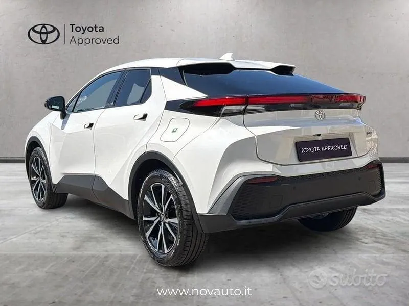 Toyota C-Hr 2025 photo 5