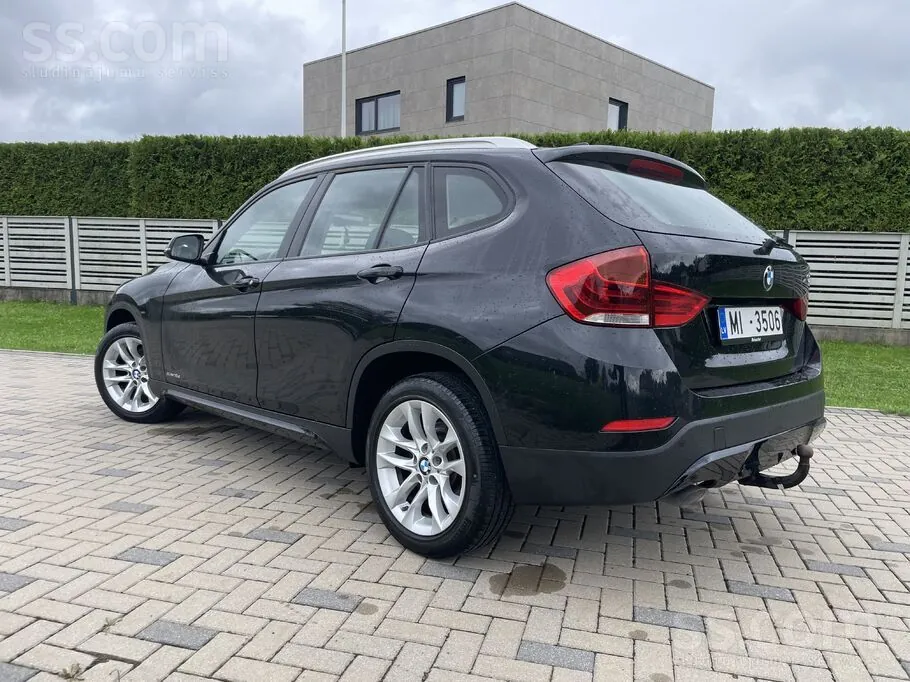 BMW X1 2014 photo 2