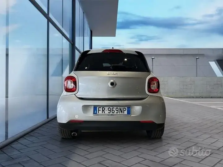 Smart Forfour 2018 photo 5