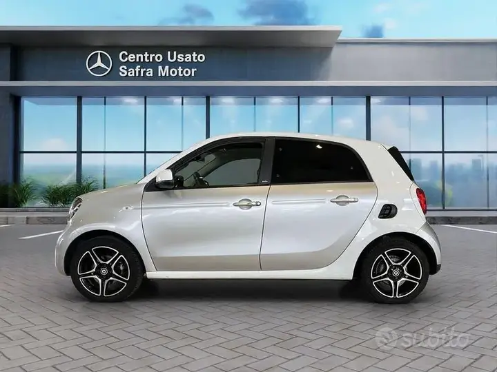Smart Forfour 2018 photo 3