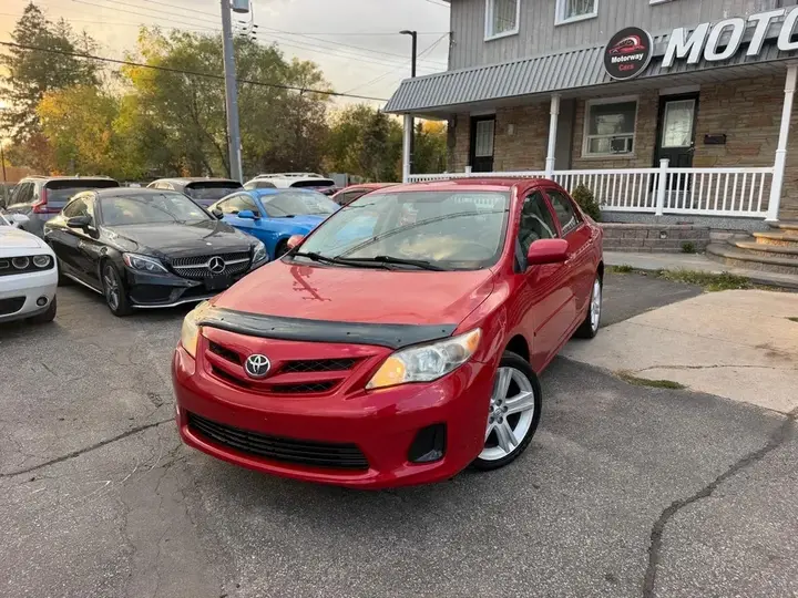 Toyota Corolla 2013 photo 2