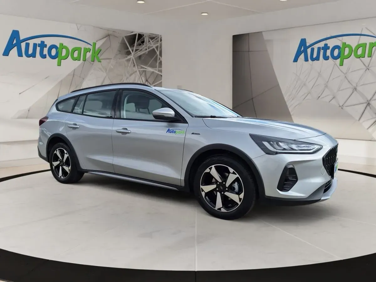 Ford Focus Active 2025 photo 3