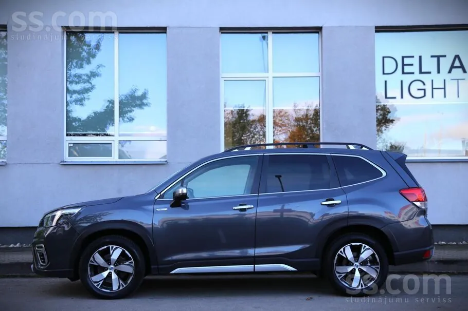 Subaru Forester 2020 photo 2