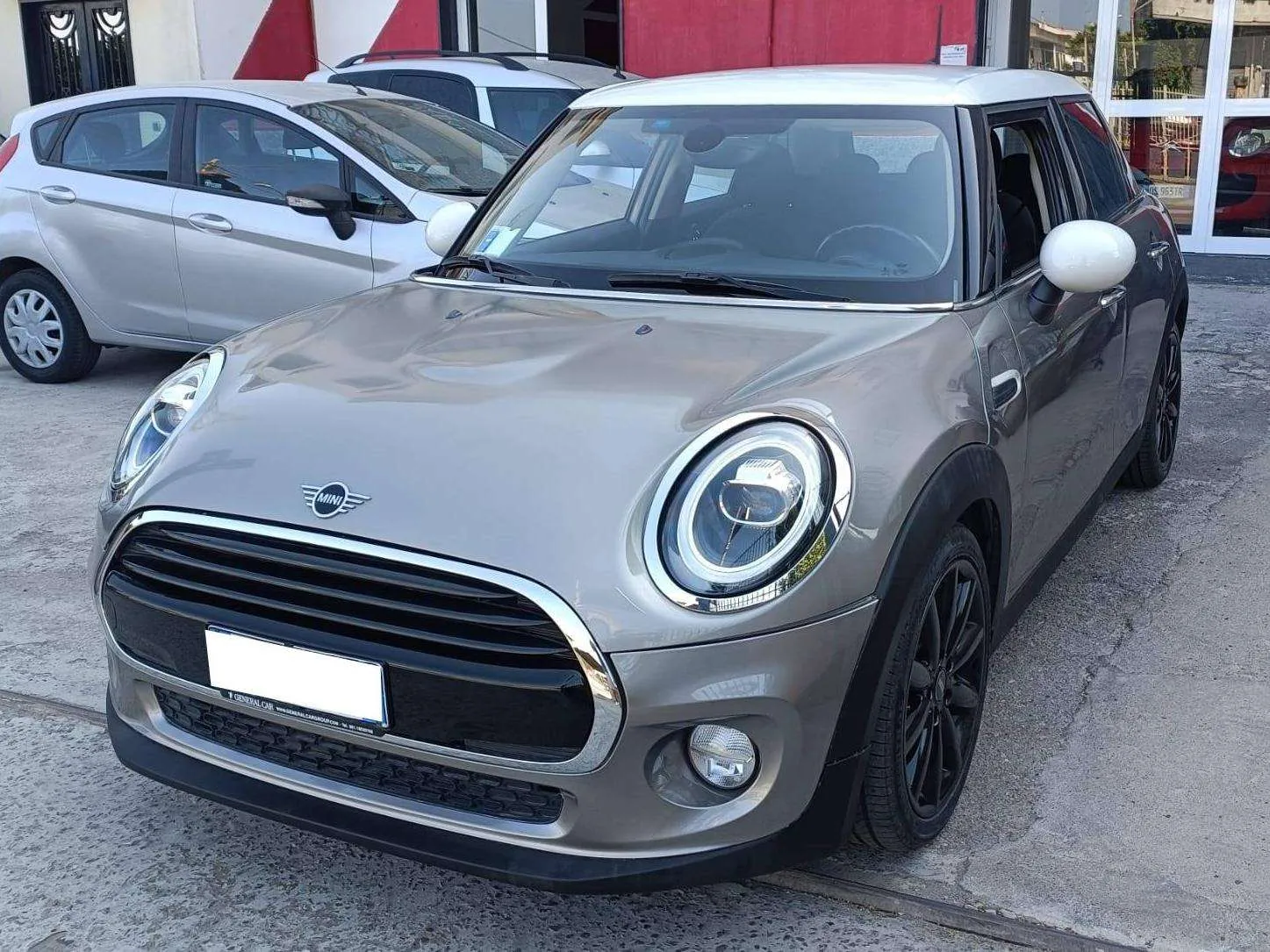 Mini Cooper 2019 photo 2