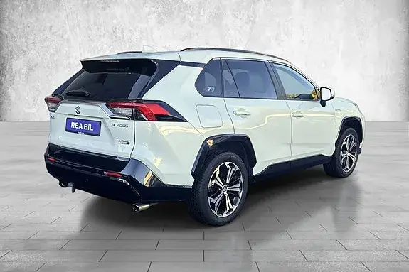 Suzuki Across 2021 photo 5