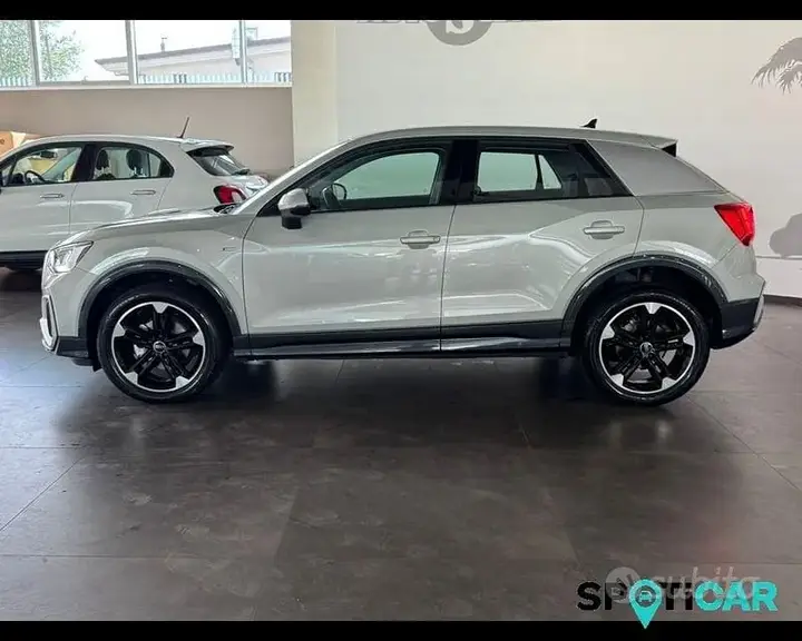 Audi Q2 2025 photo 4