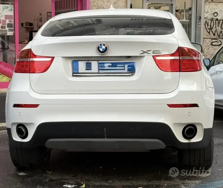 BMW X6 2011 photo 2
