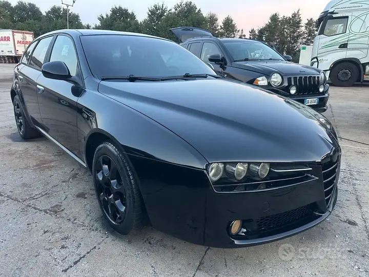 Alfa Romeo 159 2009 photo 4
