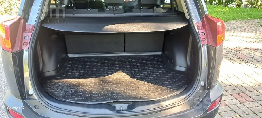 Toyota Rav4 2013 photo 5