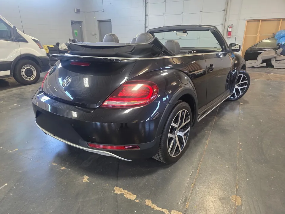 Volkswagen Beetle 2018 photo 5